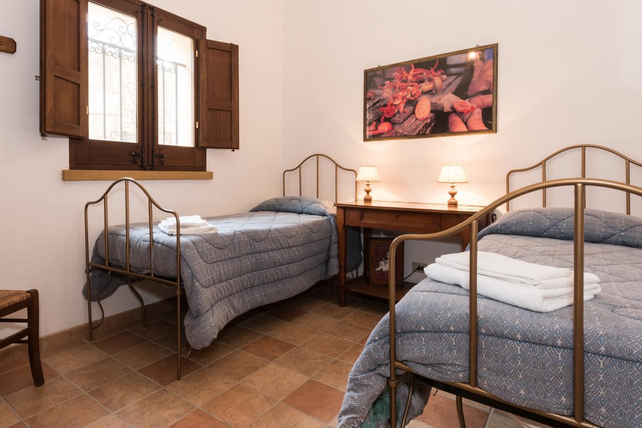 Azienda Agrituristica Tenuta Pizzolungo Erice Luaran gambar