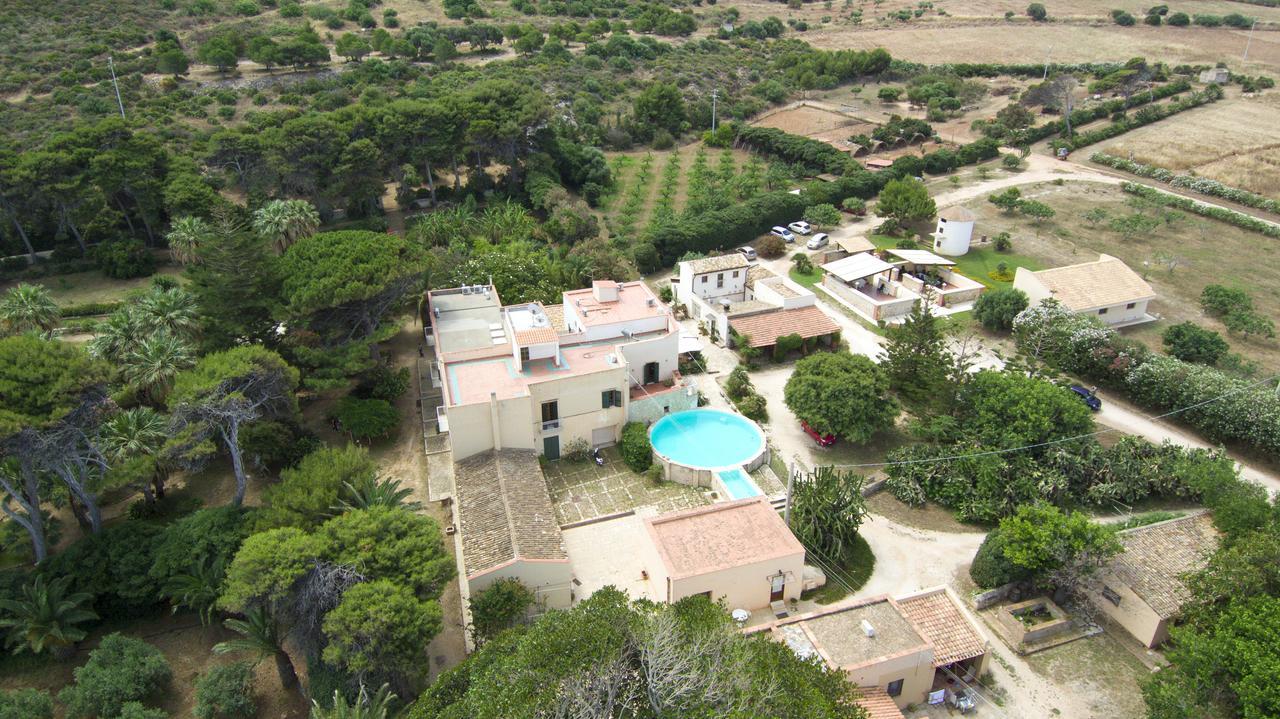 Azienda Agrituristica Tenuta Pizzolungo Erice Luaran gambar